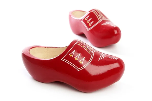 Holanda holandesa zapatos de madera rojos aislados — Foto de Stock