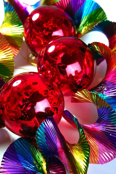 Christmas red shiny balls colorful background — Stock Photo, Image