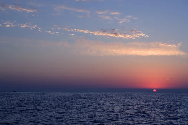在地中海海上日出 — 图库照片