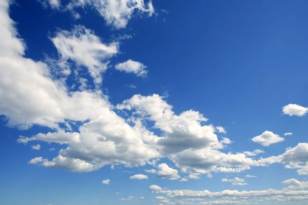 Sky in blue with clouds daytime — Stock Photo, Image