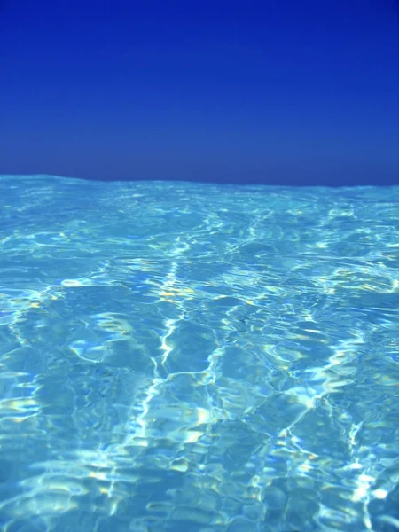 Mar dei Caraibi acque turchesi blu a Cancun — Foto Stock