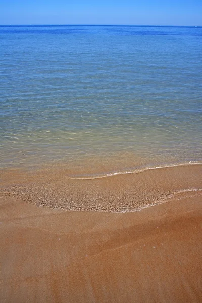 Mare Mediterraneo spiaggia litorale acqua — Foto Stock