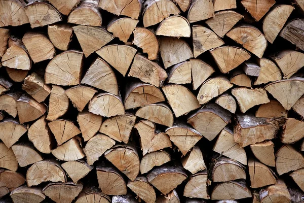 Brennholzstapel als Muster — Stockfoto