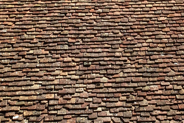 Carreaux de toit carré motif d'argile lisse altérée — Photo