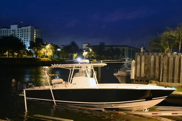 フロリダ州フォートローダーデール メカジキ釣りボート — ストック写真