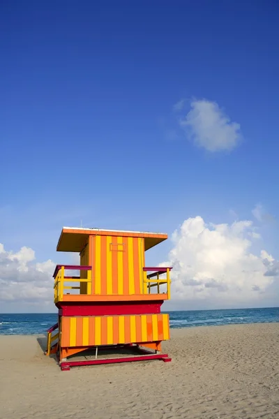 Badmeester huizen in miami beach — Stockfoto