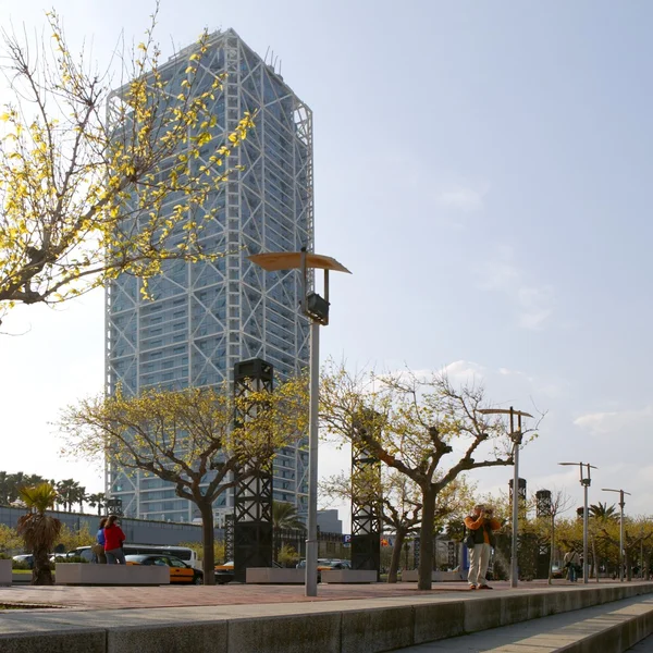 Barcelona olimpic villa gebouwen wolkenkrabbers — Stockfoto