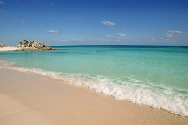 Karibik Mexiko Tulum türkisfarbener tropischer Strand — Stockfoto