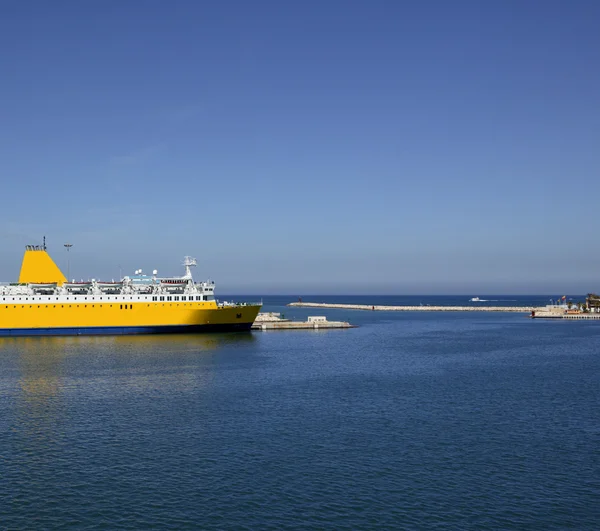 Puerto de Ibiza desde las islas baleáricas en España — Foto de Stock
