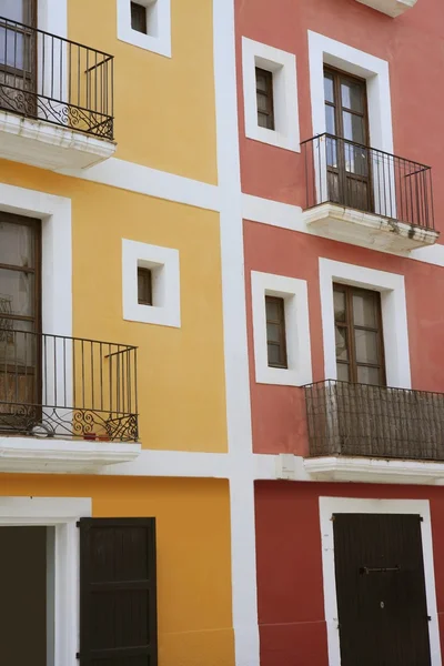 Ibiza bir Akdeniz Adası mimari evler — Stok fotoğraf