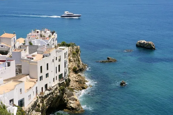 Vue d'Ibiza avec belle mer Méditerranée — Photo