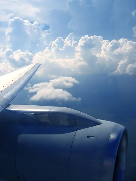 Airplane reactor sky view from aircraft — Stock Photo, Image
