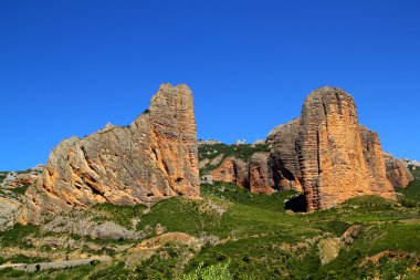 mallos de riglos simgesi şekli Dağları huesca