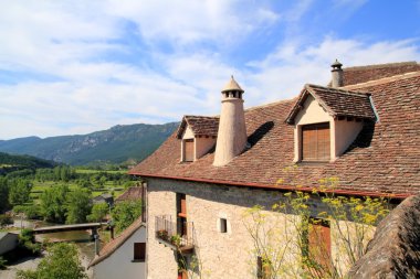 hecho valley village taş sokaklarında pyrenees