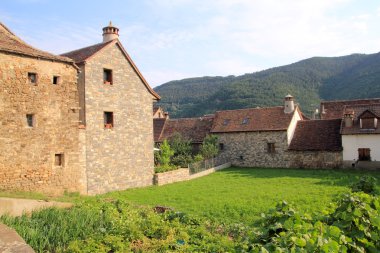 anso Vadisi huesca Pyrenees taş evler