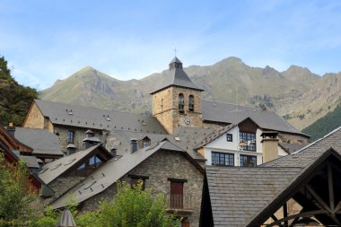 Sallent de gallego pyrenees taş köy huesca