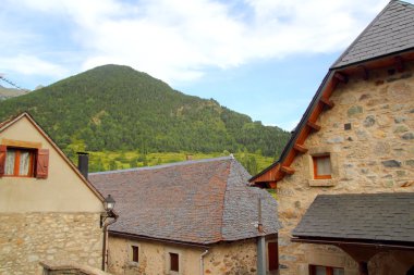 Sallent de gallego pyrenees taş köy huesca