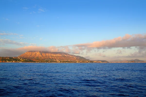 Montgo mountain in blue Mediterranean dea Denia — Stock Photo, Image