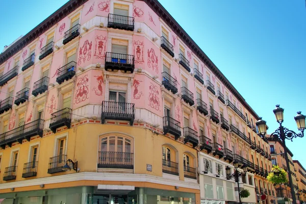 Zaragoza şehir İspanya alfonso ben sokak coloful, Binası — Stok fotoğraf