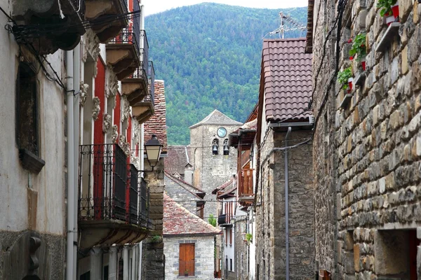 Anso Village street stone houses in Pyrenees — Stock Photo, Image