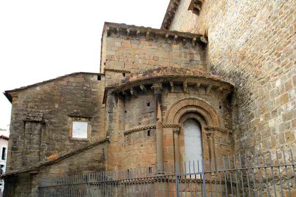 Jaca-román katedrális templom spanyol Pireneusok — Stock Fotó