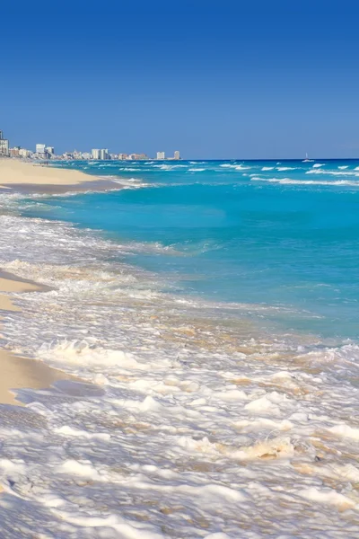 Cancun mare caraibico spiaggia spiaggia turchese — Foto Stock