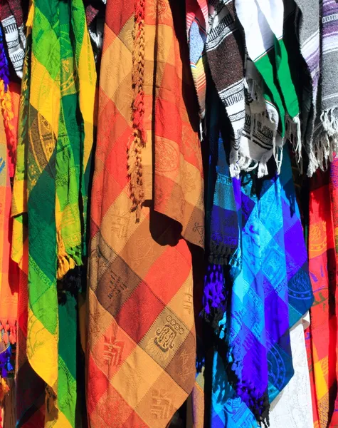 Tecido de serape mexicano colorido artesanal — Fotografia de Stock