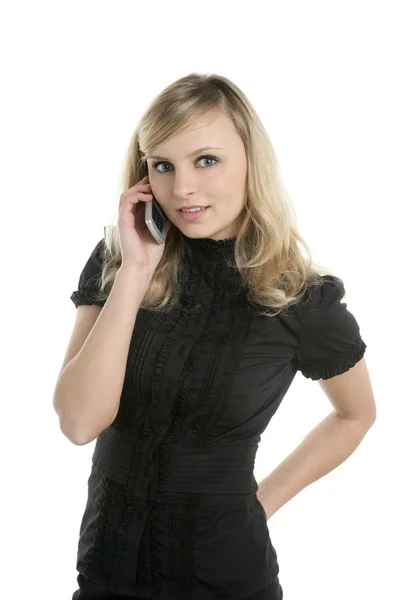 Блондинка красивая женщина разговаривает с мобильным телефоном — стоковое фото