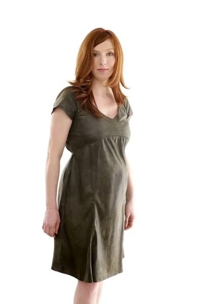 美しい妊娠中の赤毛の女性のファッション — ストック写真
