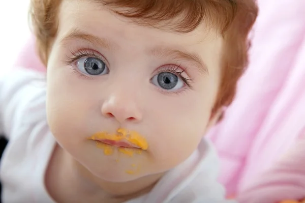 Divinità del bambino bocca di mangiare porridge — Foto Stock