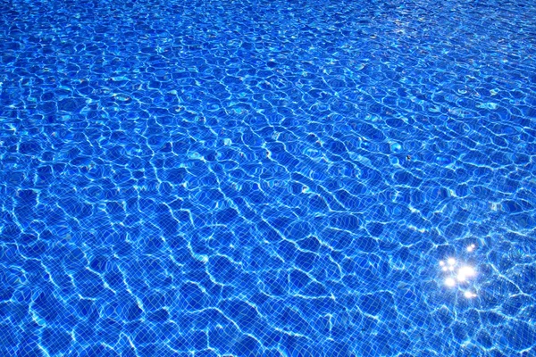 Blaue Fliesen Schwimmbad Wasser Reflexion Textur — Stockfoto