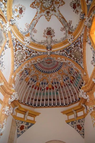 Μπαρόκ θόλου ανώτατο όριο λεπτομέρεια καθεδρικός ναός — Φωτογραφία Αρχείου