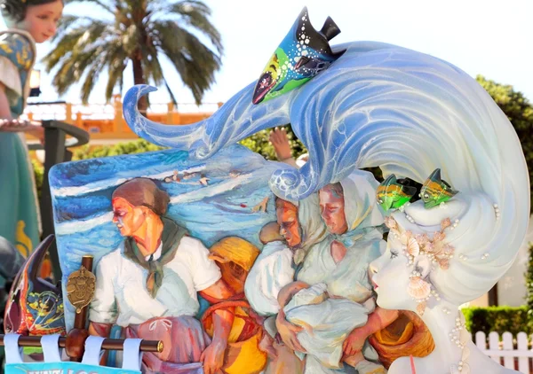 Фаллас Валенсия папье маше популярных деятелей фестиваля — стоковое фото