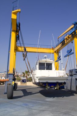 motorbot kaldırma tekne vinç travelift