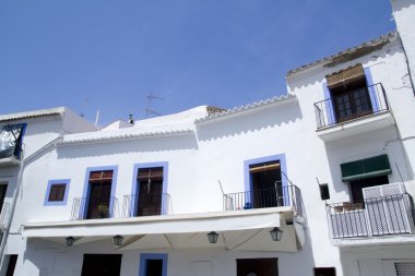 Balear Ibiza beyaz ada mimarisi Akdeniz
