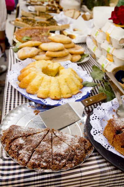 Κέικ γλυκά ζαχαροπλαστικής αρτοποιίας Μεσογείου Βαλεαρίδες — Φωτογραφία Αρχείου