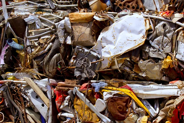 Iron scrap metal compacted to recycle — Stock Photo, Image