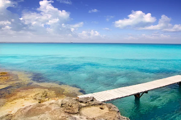 Illeta wooden pier turquoise sea Formentera — Stock Photo, Image