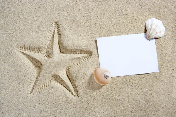 Blank paper beach sand starfish pint shells summer — Stock Photo, Image