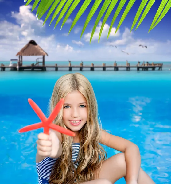 Children blond girl in summer vacation tropical beach — Stock Photo, Image