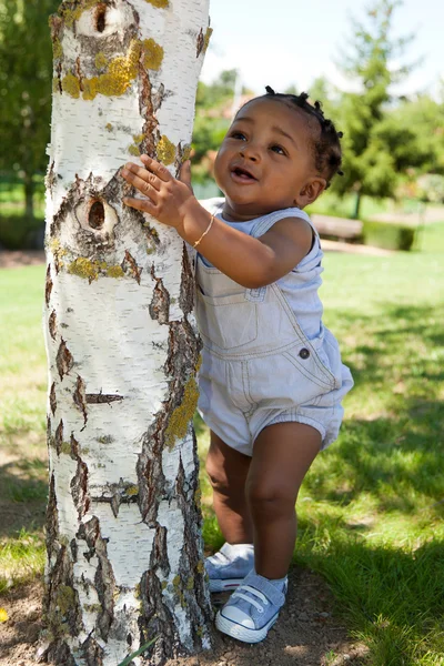 Lindo africano americano bebé chico —  Fotos de Stock