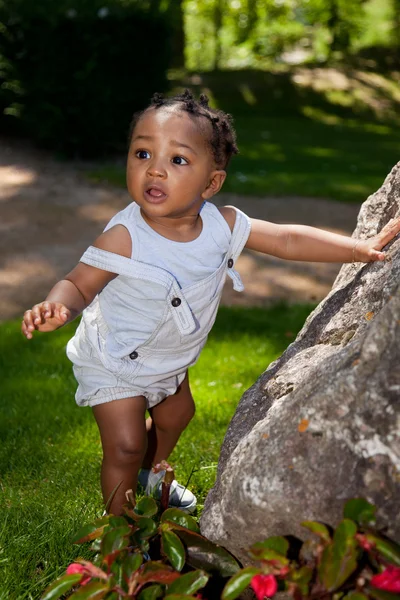 Carino africano americano bambino ragazzo — Foto Stock