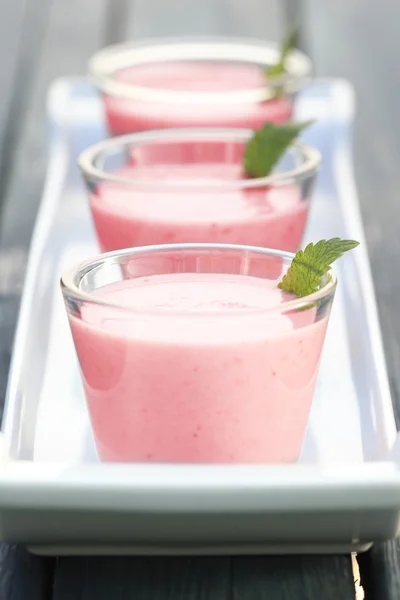 Strawberry smoothies — Stockfoto
