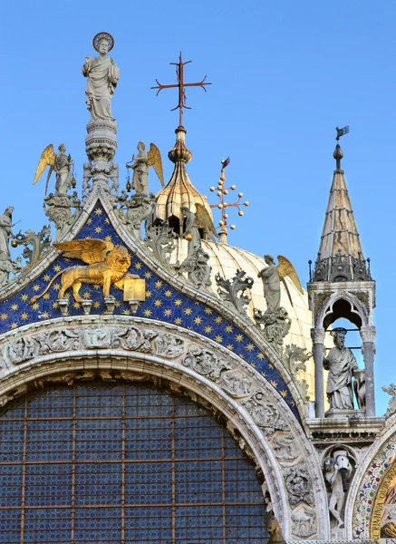 Leul cu aripi - simbol al Veneției — Fotografie, imagine de stoc