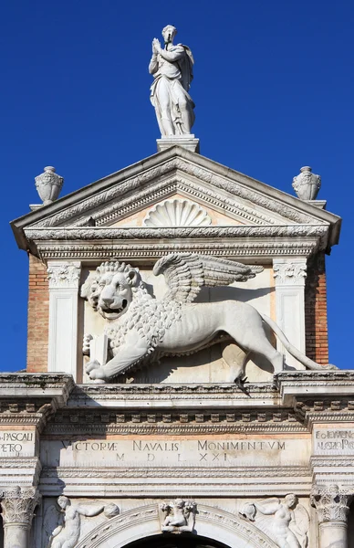 Lion aux ailes - symbole de Venise — Photo