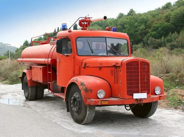 Red retro fire-engine of Montenegro — Stock Photo, Image