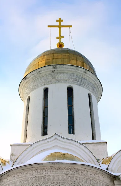 Колокольня русской православной церкви — стоковое фото