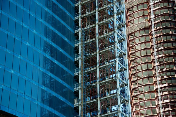 Yüksek bina inşaatı — Stok fotoğraf