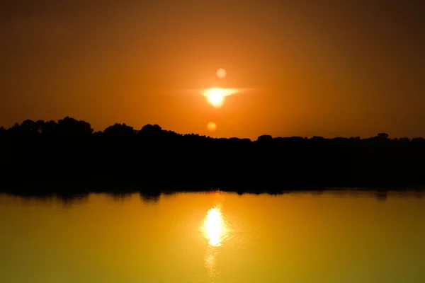 Puesta de sol reflejada — Foto de Stock