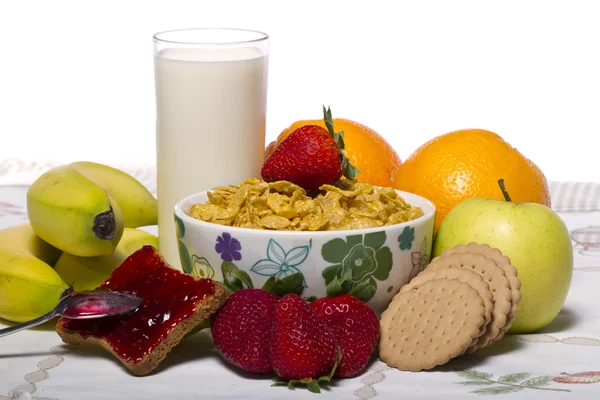 Tál gabona, gyümölcs és a tej — Stock Fotó